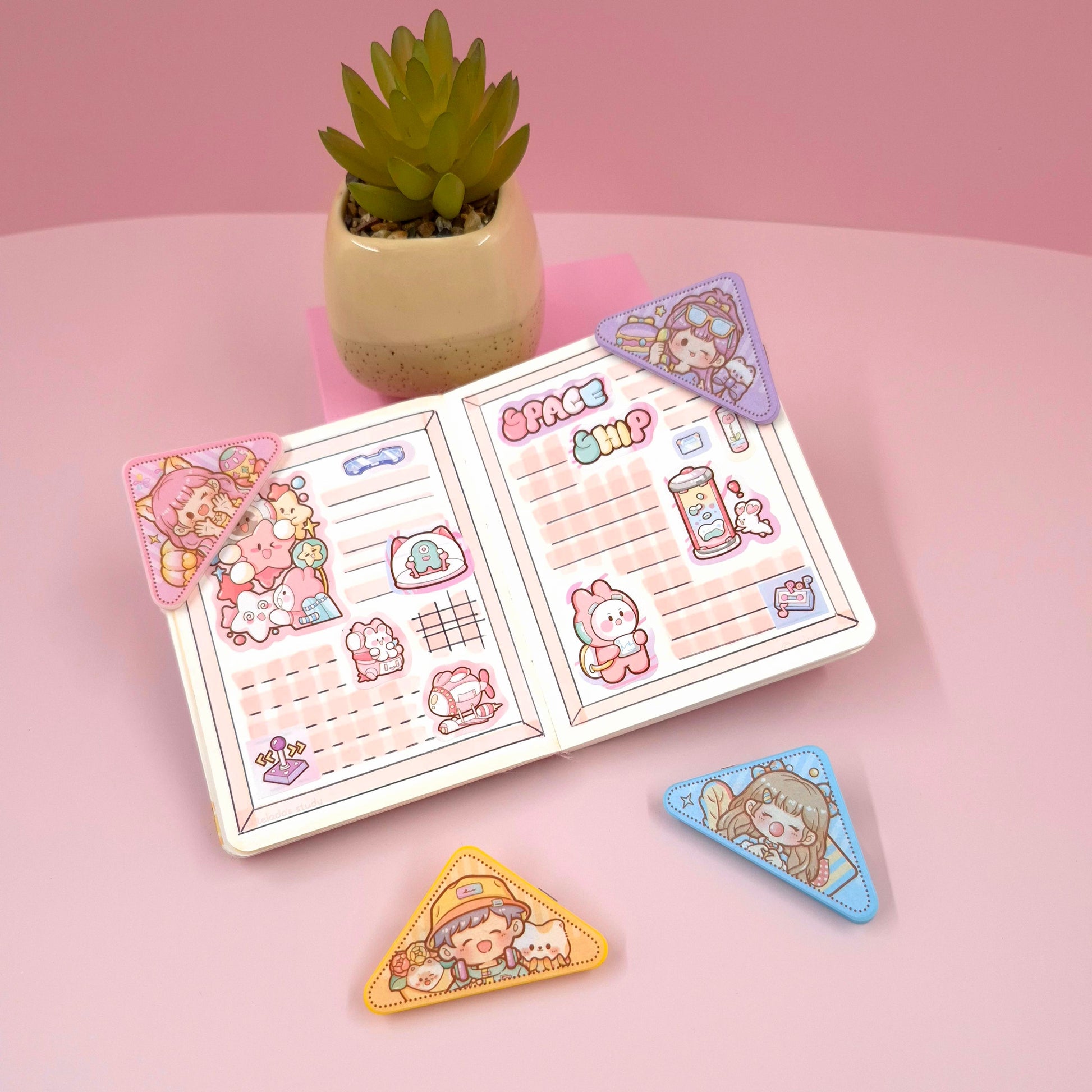 Cat Theatre Triangle Page Clip Pack - The Kawaii Nest