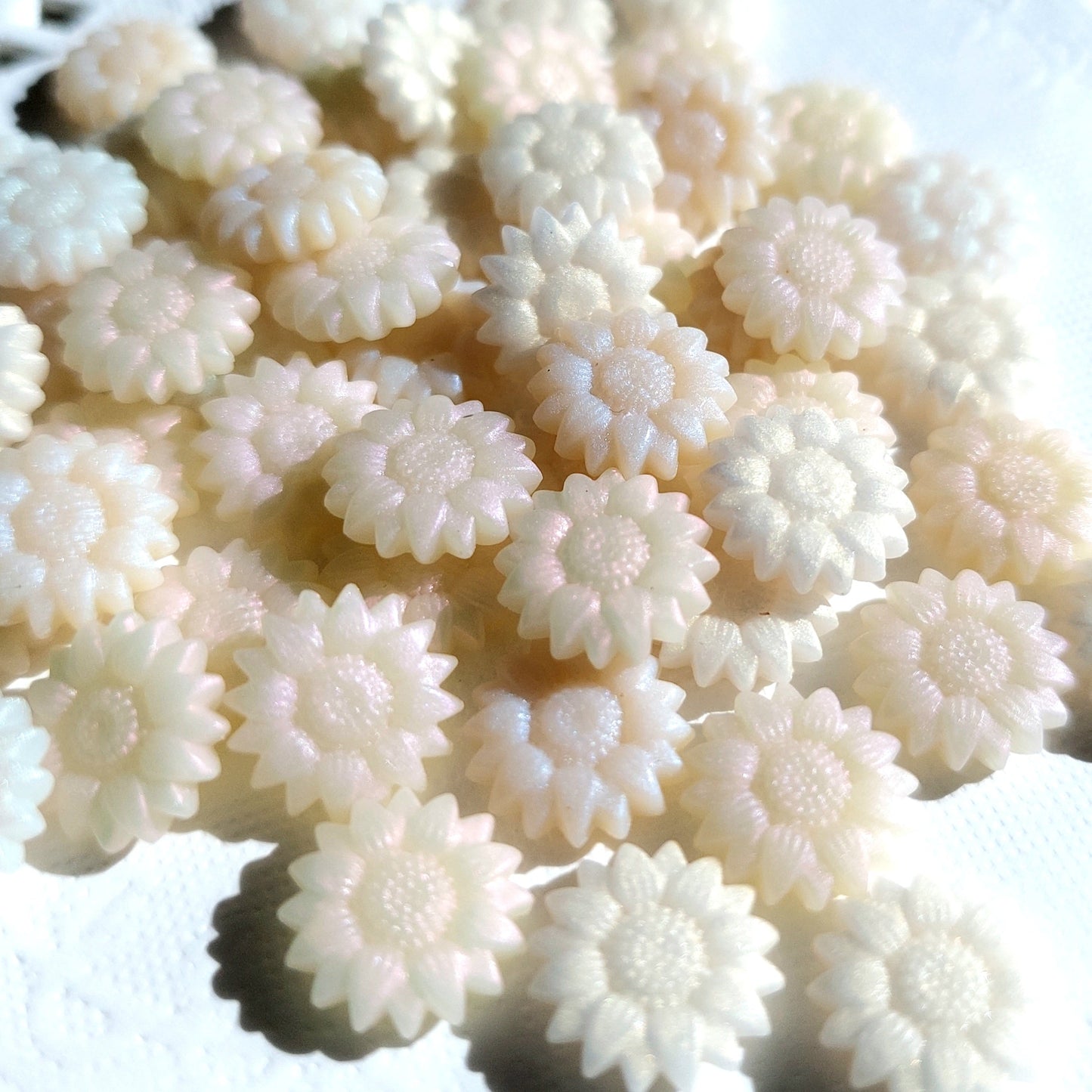 Iridescent Pearl Sunflower Sealing Wax - The Kawaii Nest