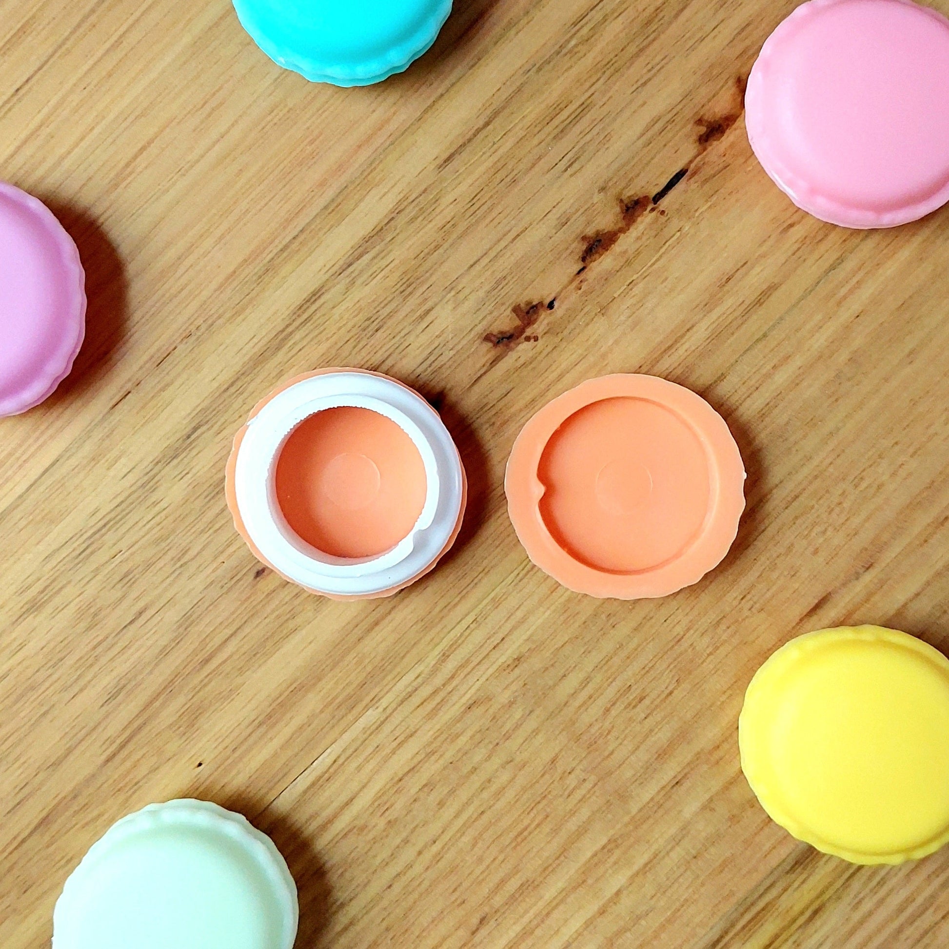 Macaron Cases - The Kawaii Nest